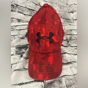 Under Armour Youth S/M Red & Black Baseball Fitted Cap